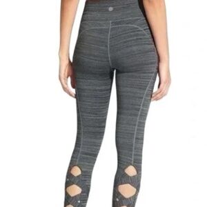 Athleta High Rise Cut Out Chaturanga Gray Space Dye Leggings, Size Small